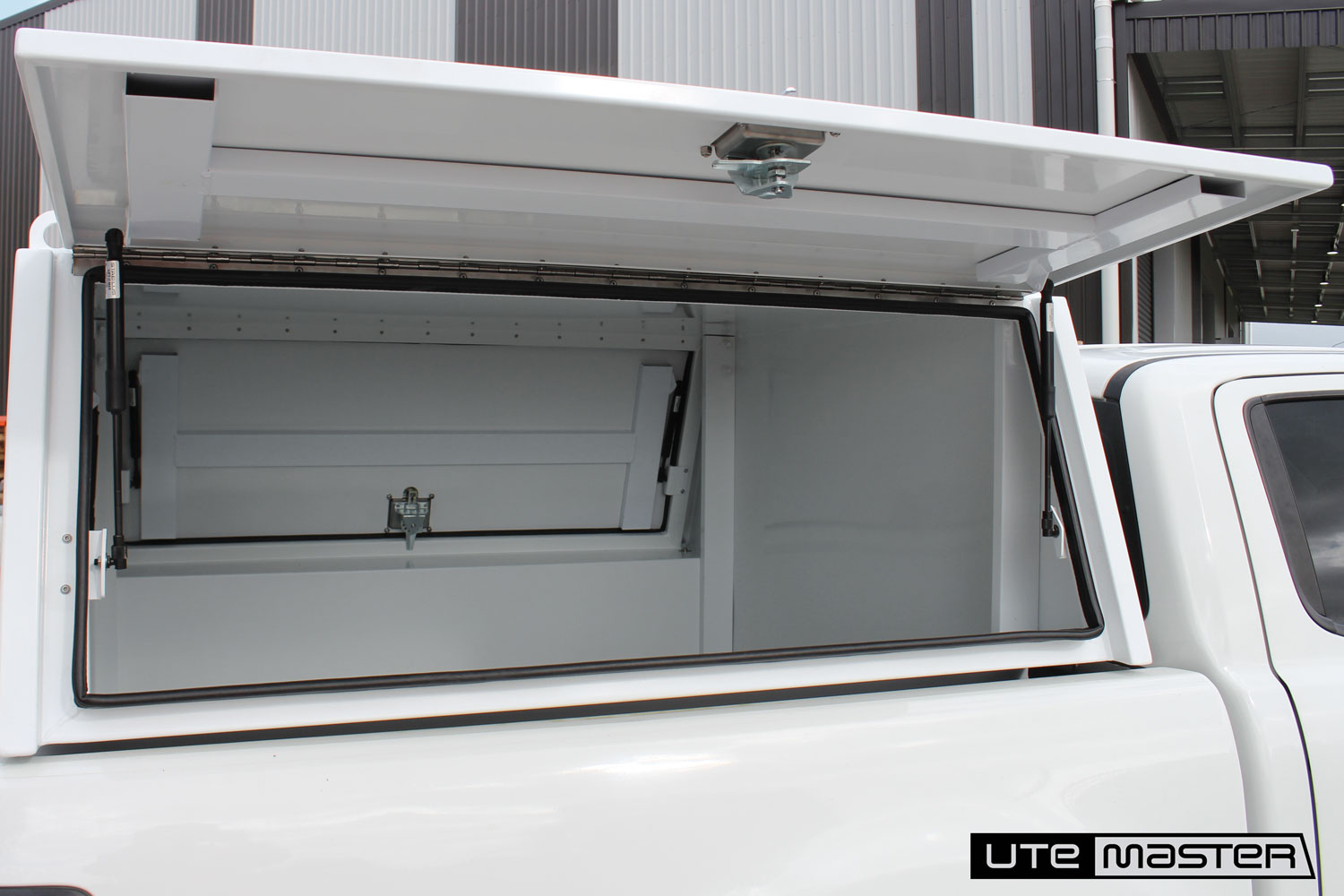 Lift Off Toolbox to suit Removable Toolbox by Utemaster Lift off service body commercial