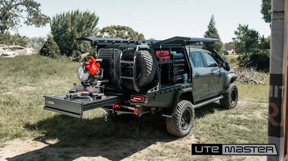 TrailCore Tray Tradie Buidler Ute 4x4 Ultimate Hilux Grey Black Drop Saw milwaukee Shelving and Drawers