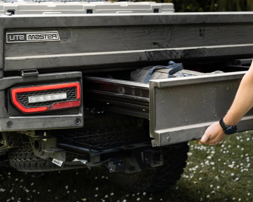 Underbody Drawer Central Locking